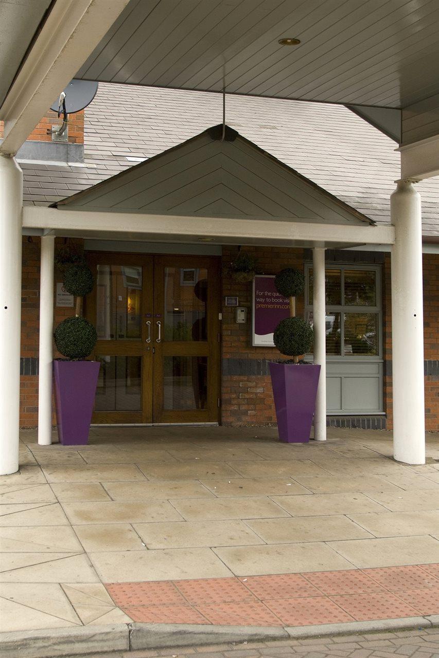 Premier Inn Sheffield Arena Экстерьер фото