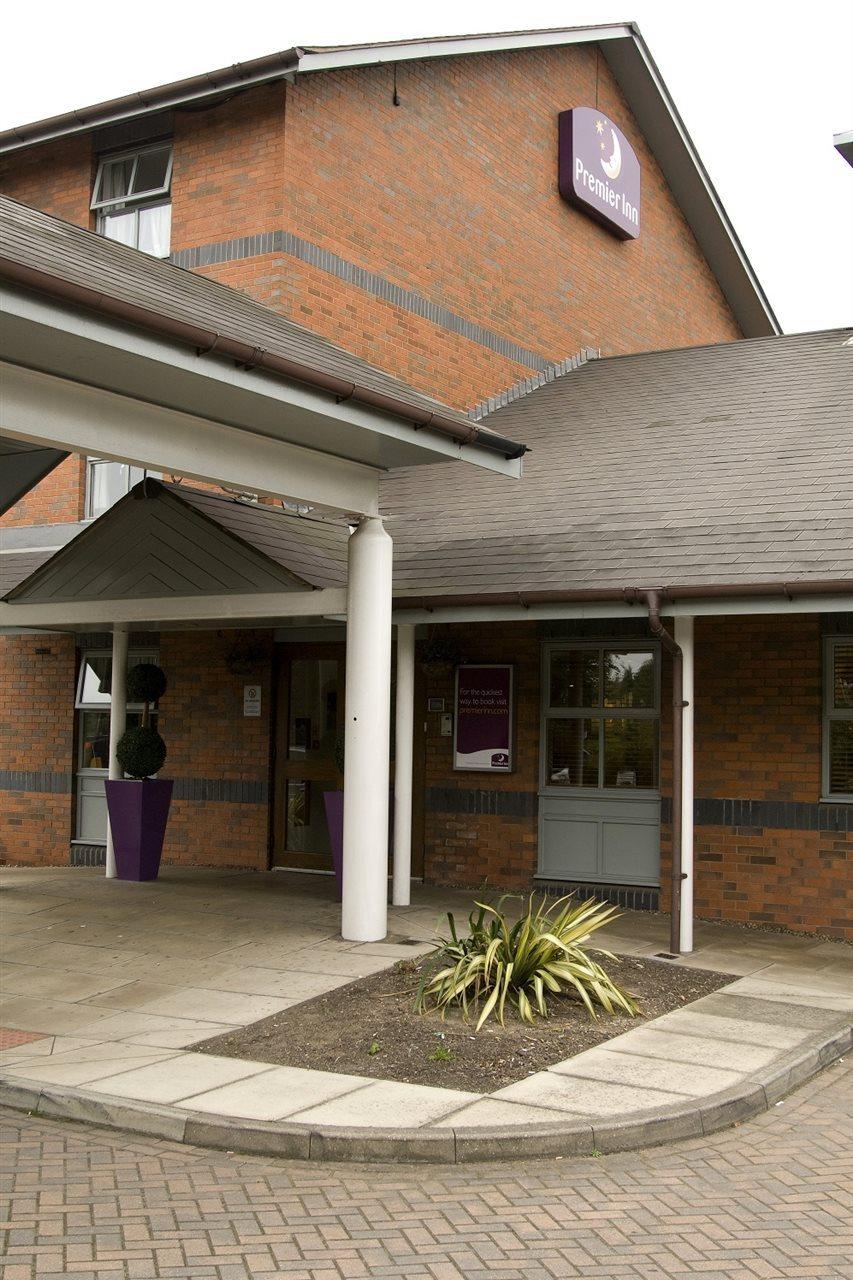 Premier Inn Sheffield Arena Экстерьер фото